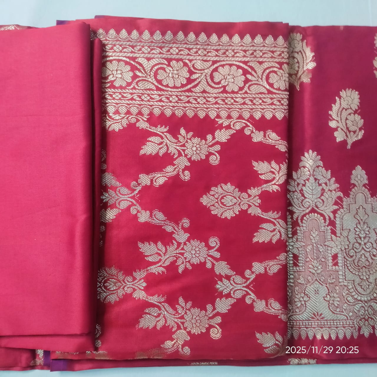 Banarasi Silk Red Jacquard Zari Booti Border Suit